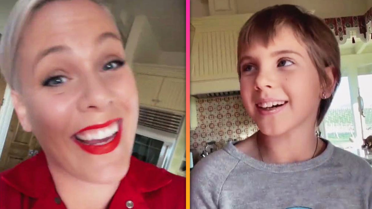 Pink S Daughter Willow Shows Off Her Impressive Voice On Tiktok Entertainment Tonight