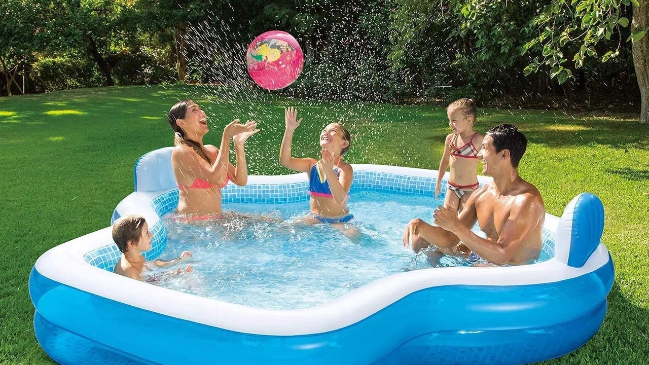 inflatable pool