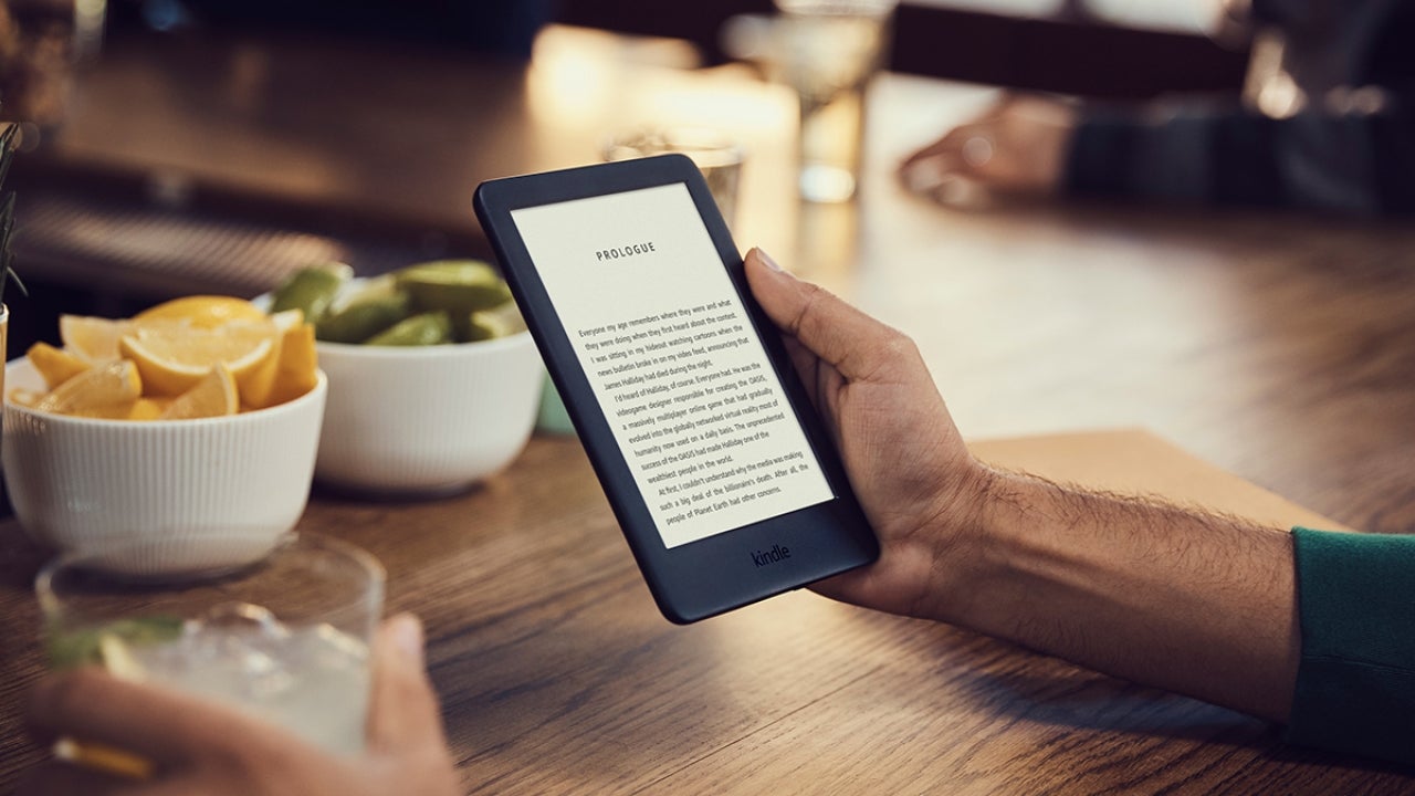 Amazon's Latest Kindle Paperwhite Is On Sale Now In Two New Colors ...