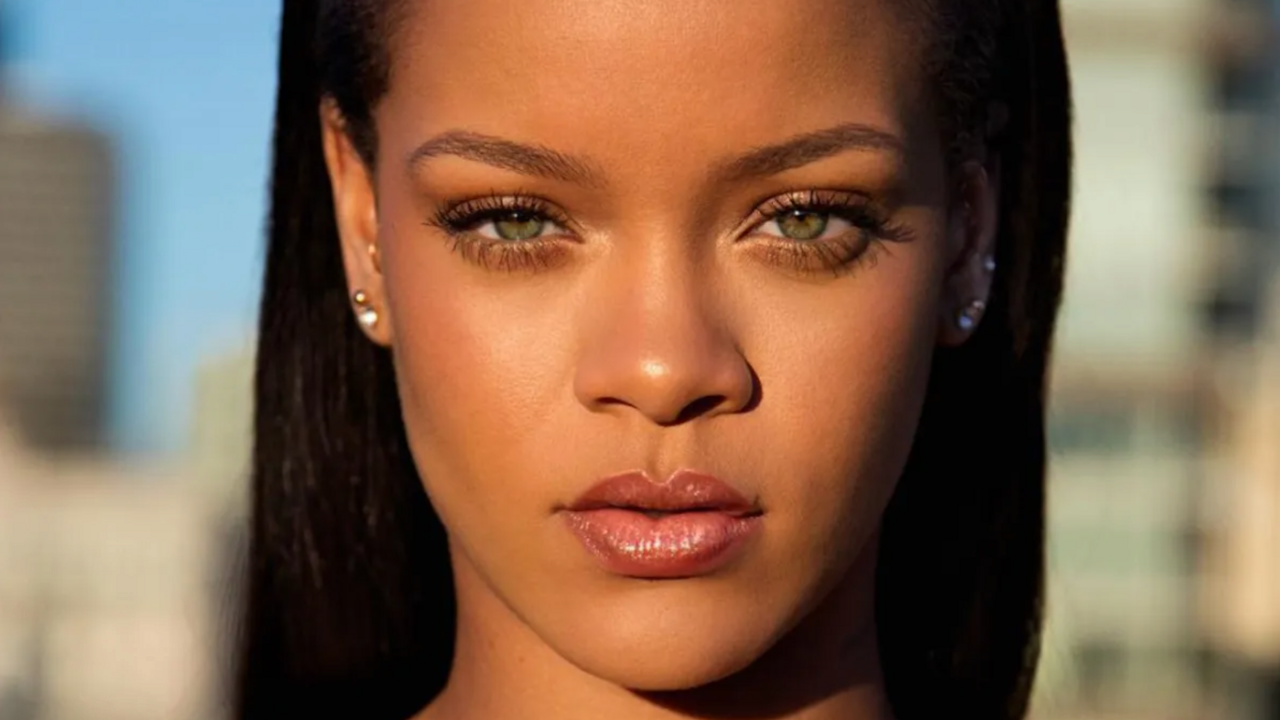 Pounding Post Optagelsesgebyr Rihanna's Fenty Beauty Summer Sale Ends Tonight: Shop the Best Deals Up to  50% Off | Entertainment Tonight