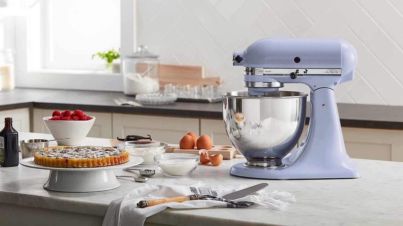 Don’t Wait: Get a KitchenAid Stand Mixer for 0 Off Today Only