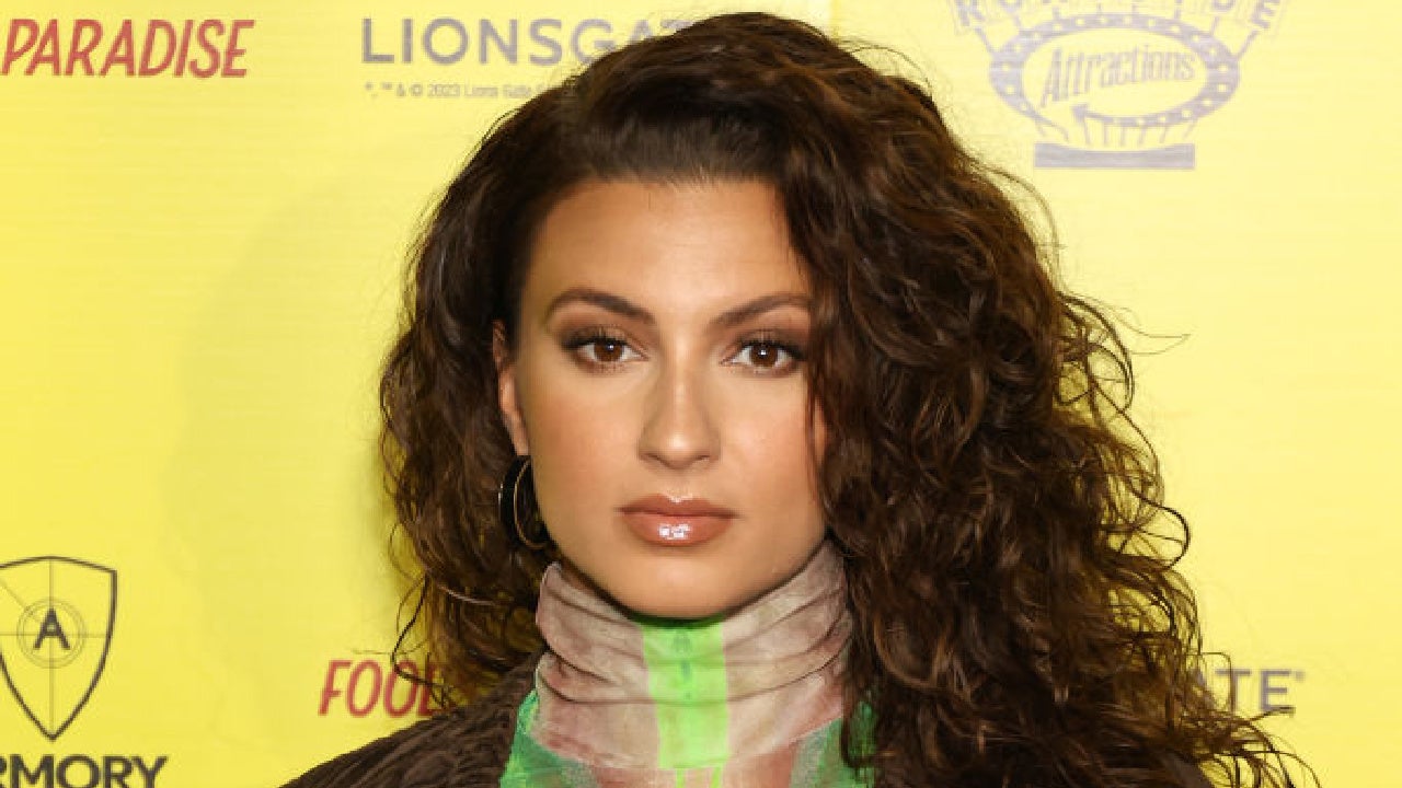 Tori Kelly Hospitalized With Blood Clots After Collapsing: Report