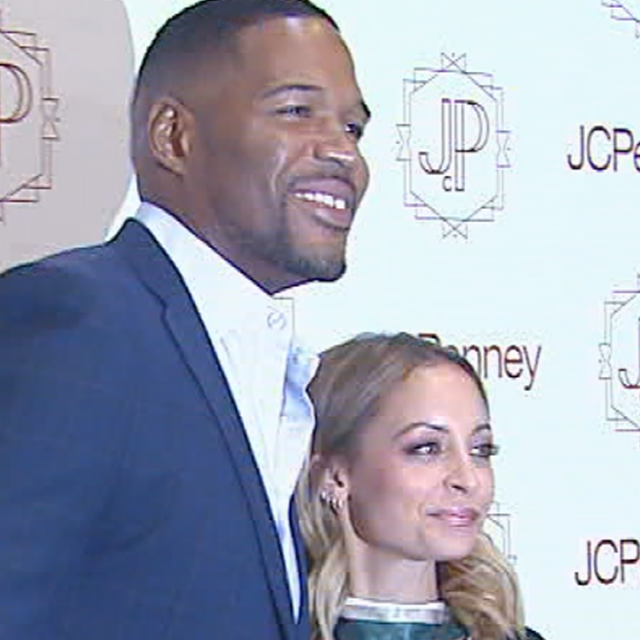 Michael Strahan Exclusive Interviews Pictures And More Entertainment Tonight 