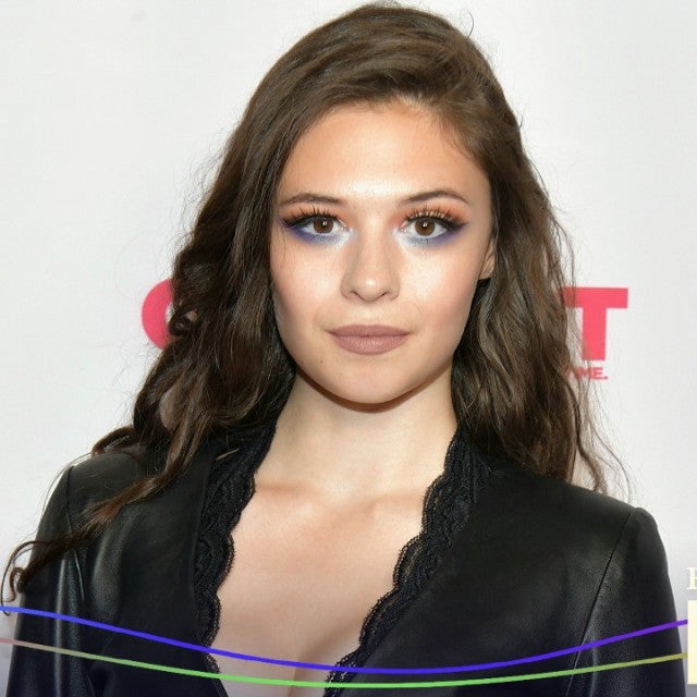 Nicole Maines gif hunt