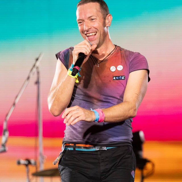 chris-martin-gives-fan-a-ride