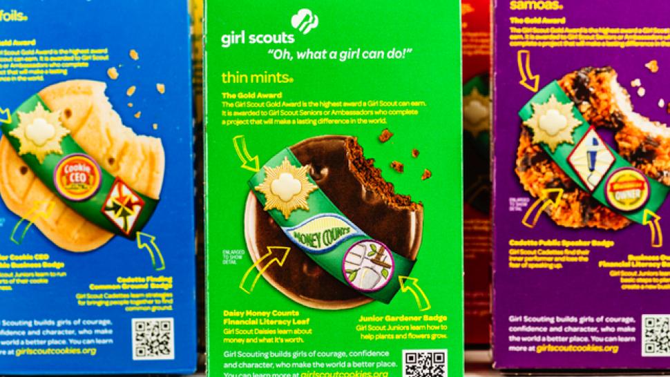 You Can Now Buy Girl Scout Cookies Online (It's a Christmas Miracle