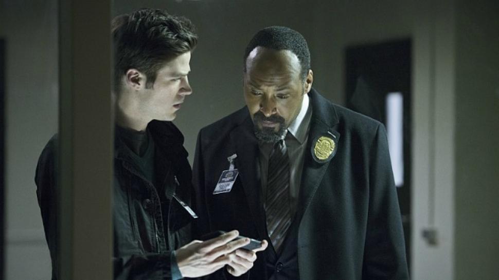 'The Flash' Boss Talks Dr. Wells' Shocking Twist, [SPOILER]'s Discovery ...