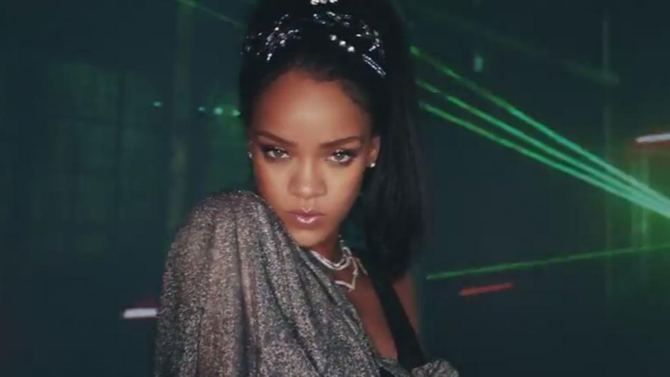 Calvin Harris Releases Sexy Music Video With Rihanna as Taylor Swift ...