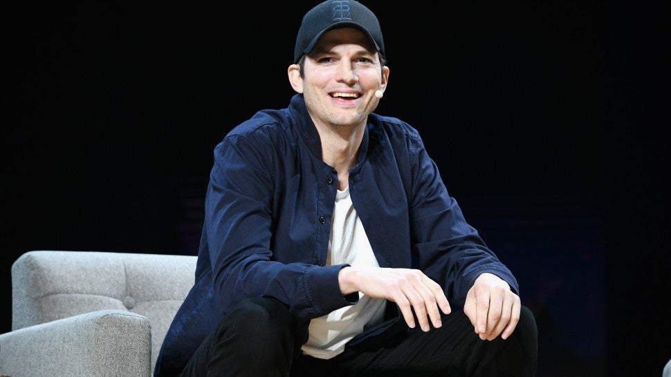 Ashton Kutcher Announces His Netflix Series 'The Ranch' Will End in 2020 | Entertainment Tonight