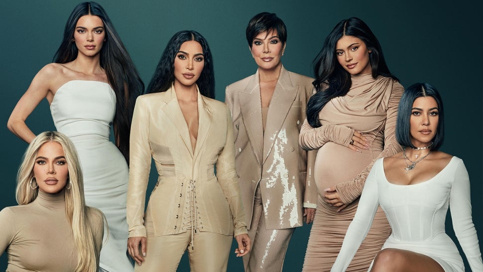 Kim Kardashian - The Kardashians': Kim Wants to Shower With 'New Boyfriend' Pete Davidson in  Teaser for Season 2 | Entertainment Tonight