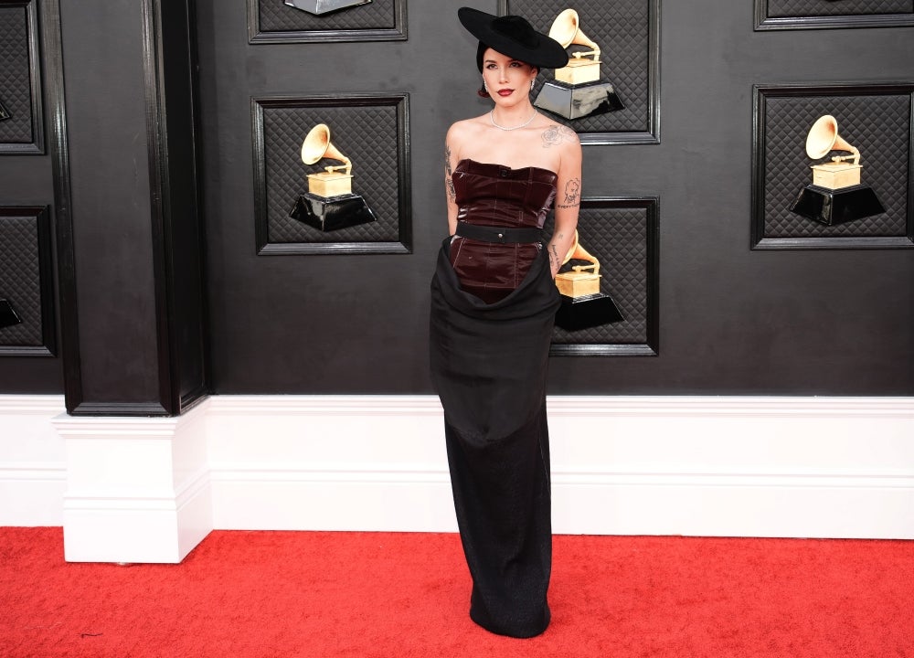For #LiveFromE 's #RedCarpet coverage of the 2022 #Grammys I wore