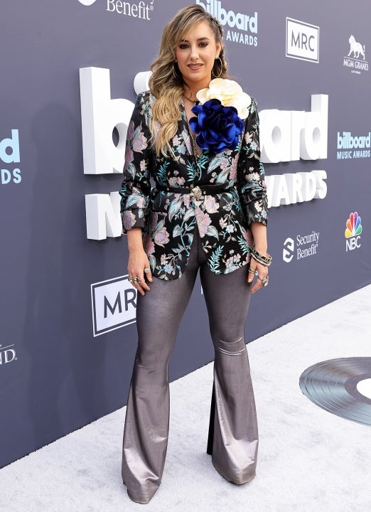 2022 Billboard Music Awards: Red Carpet Arrivals | Entertainment Tonight