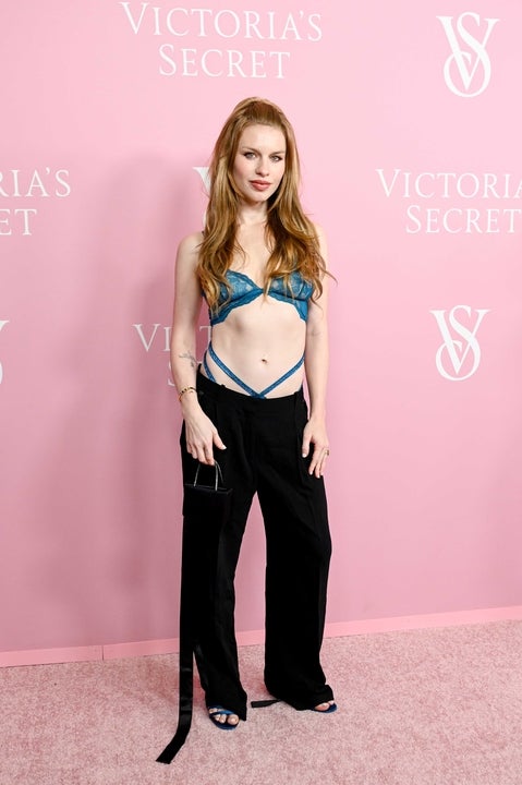 The Plus-Size Models Who Are Spearheading Victoria's Secret's Next Chapter   Victoria secret fashion show, Victoria secret fashion, Victoria secret  runway