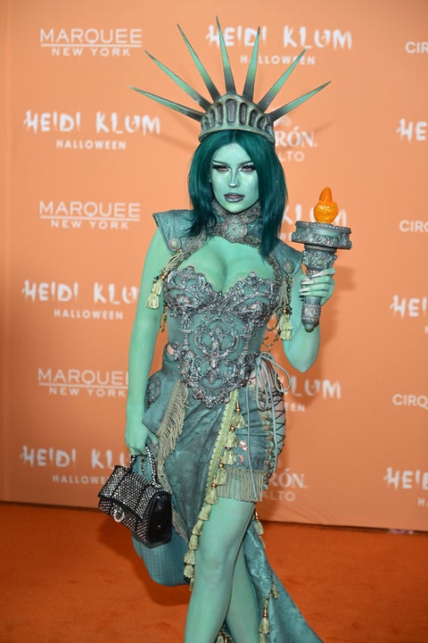 Halloween Costume: Statue of Liberty