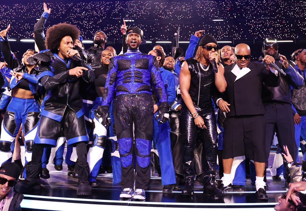 Usher's 2024 Super Bowl Halftime Performance | Entertainment Tonight