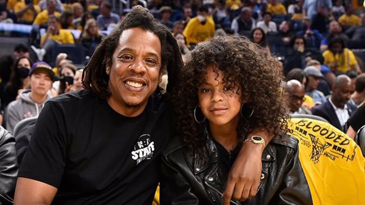 Jay Z And Blue Ivy Have Adorable Father Daughter Date Night At Game 5 Of Nba Finals 