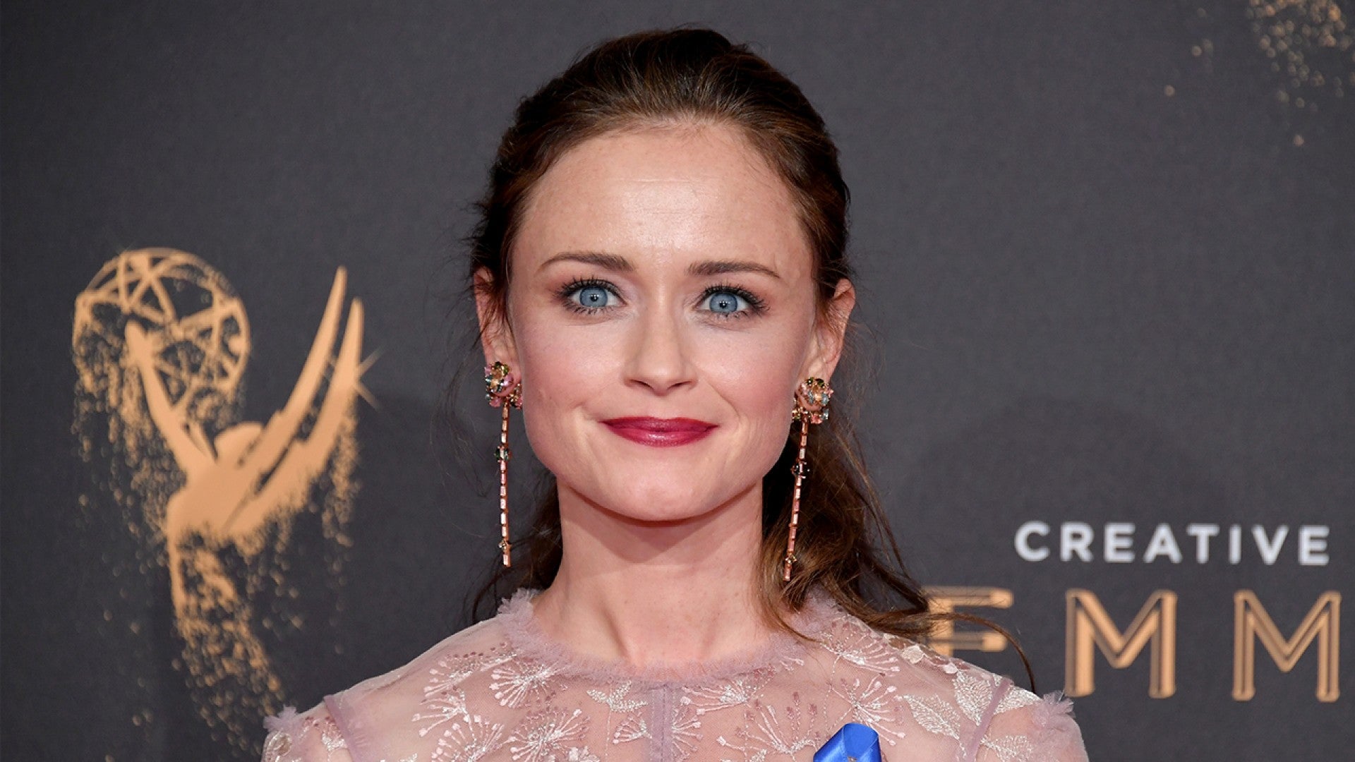 1920px x 1080px - EXCLUSIVE: Alexis Bledel Tears Up Over 'Emotional' First Emmys Win: 'It's  All the Feelings!'