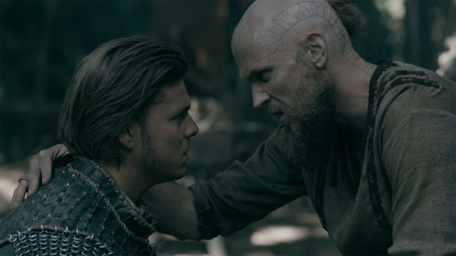 Vikings Alex Hogh Andersen on Ivar's Violent Streak, Rise to Greatness - TV  Guide