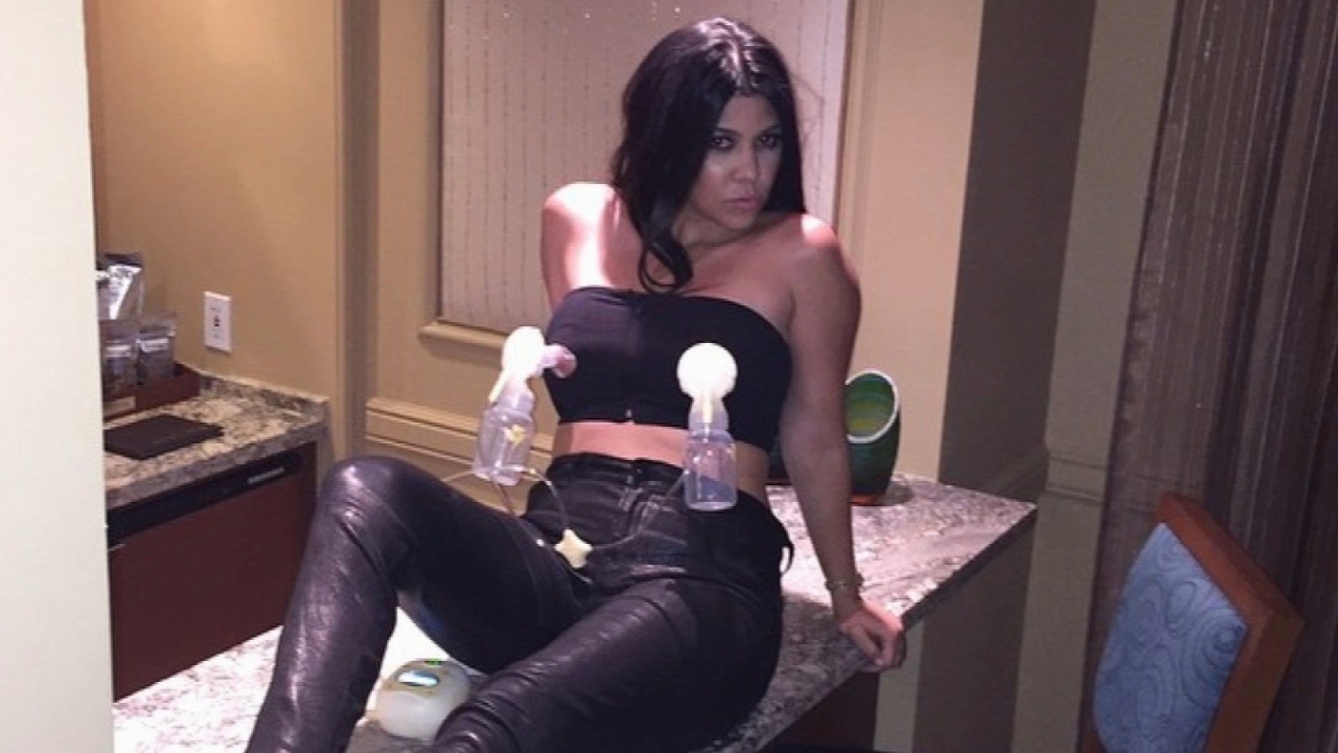 Kourtney Kardashian Poses with Her Breast Pump In Las Vegas!