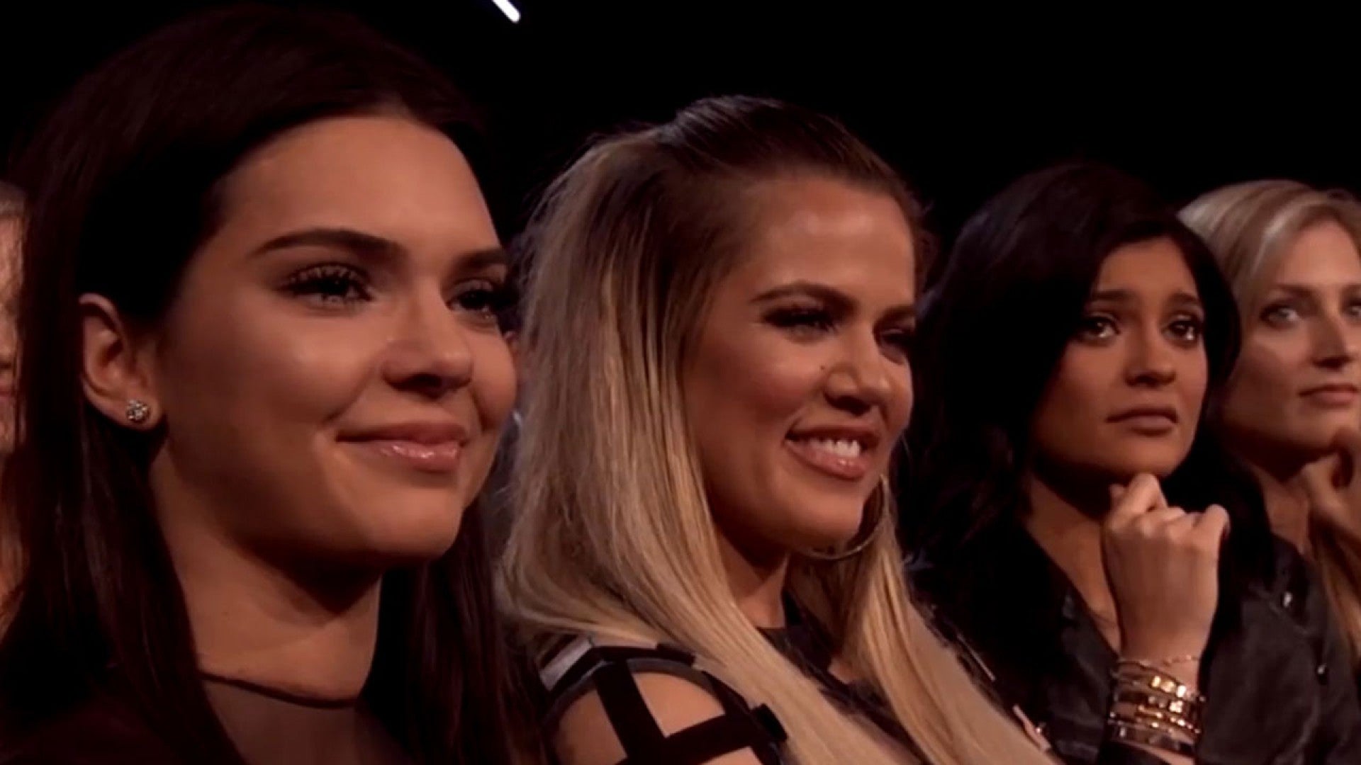 Kendall And Kylie Jenner Tear Up During Caitlyn Jenners