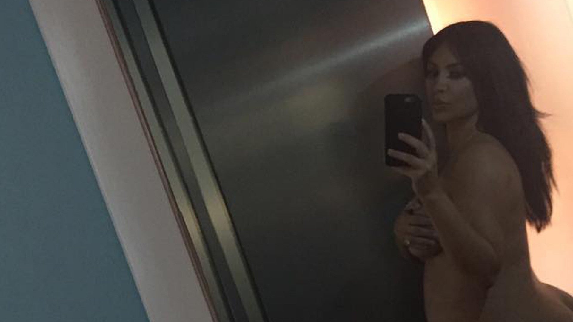 1920px x 1080px - Kim Kardashian Shares a Naked Pregnant Selfie: 'I'm Going to Get Even  Bigger' | Entertainment Tonight