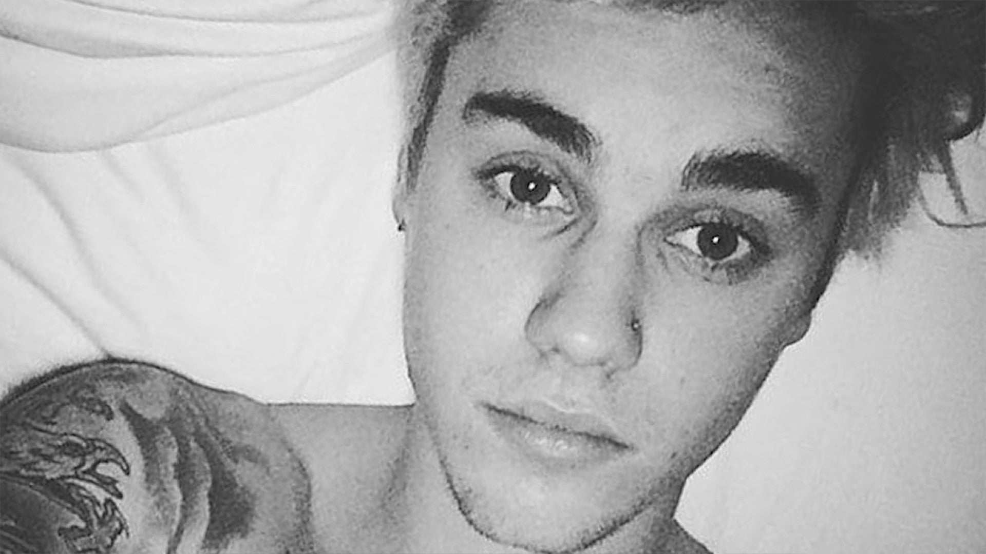 Did Justin Bieber Get A New Nose Piercing See The Pic