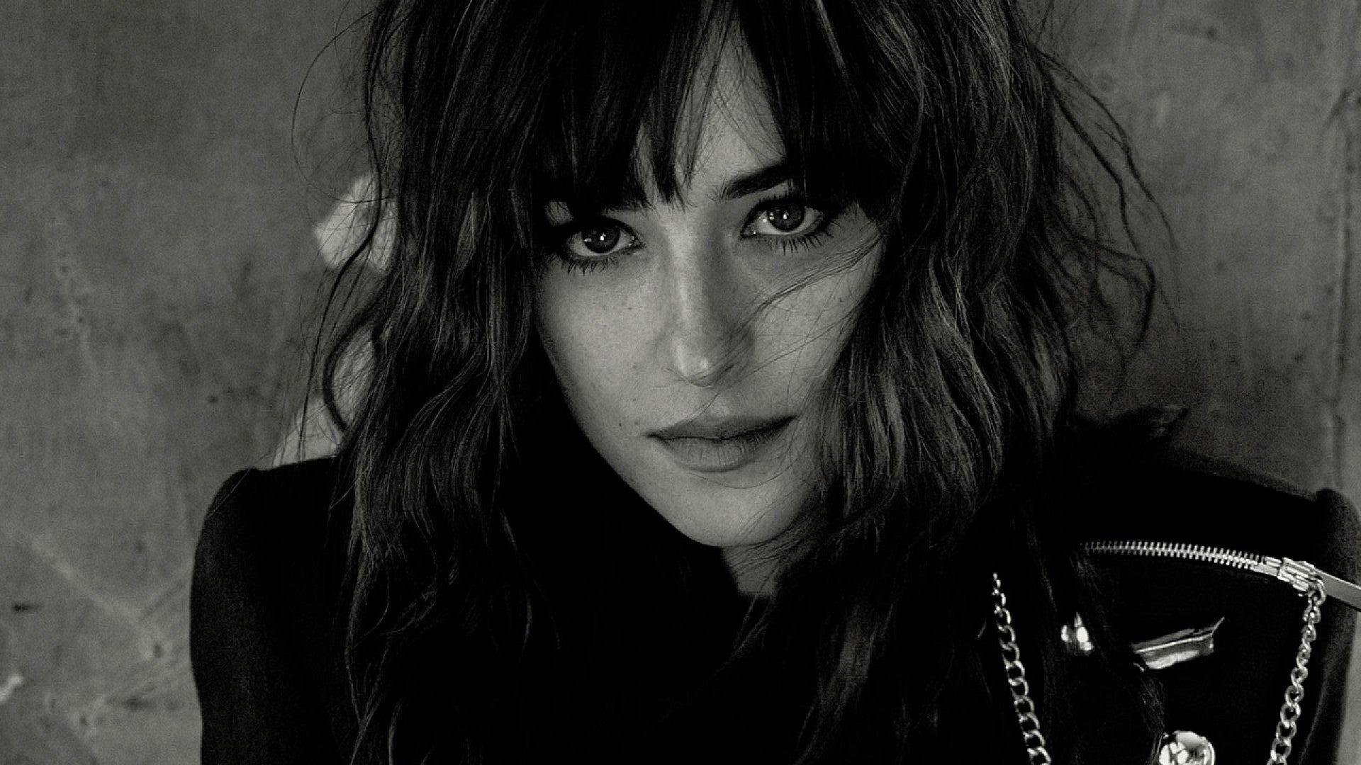 Fifty Shades Of Grey Star Dakota Johnson Says Shes Over Filming Sex Scenes 
