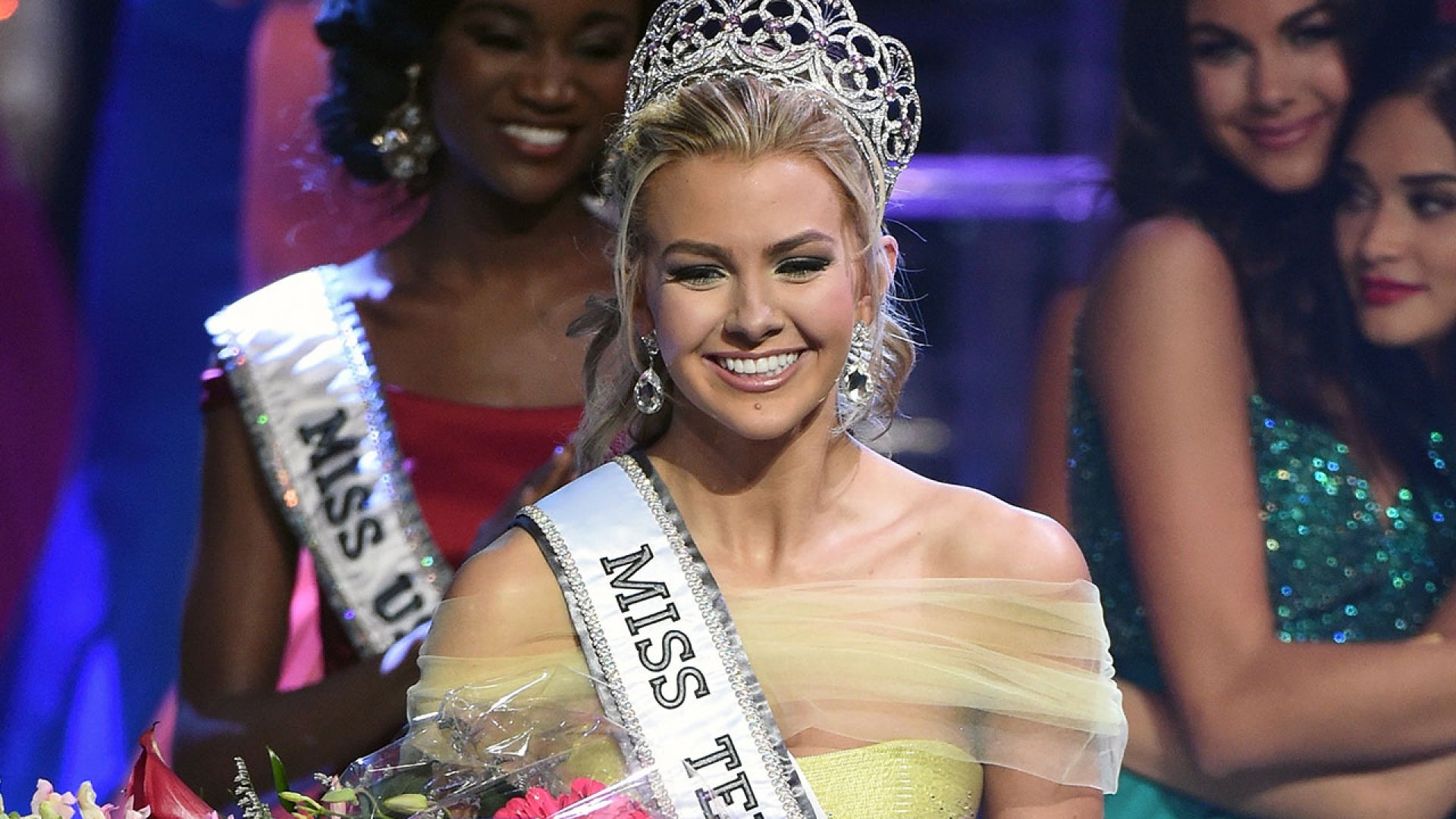 Miss Teen Usa Karlie Hay Explains Her Offensive Tweets In Official Apology