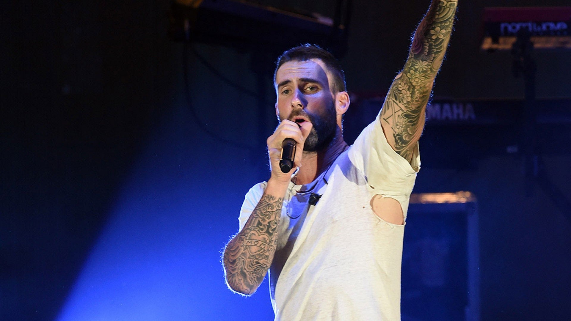 New Dad Adam Levine Releases Catchy New Maroon 5 Song 'Don't Wanna Know