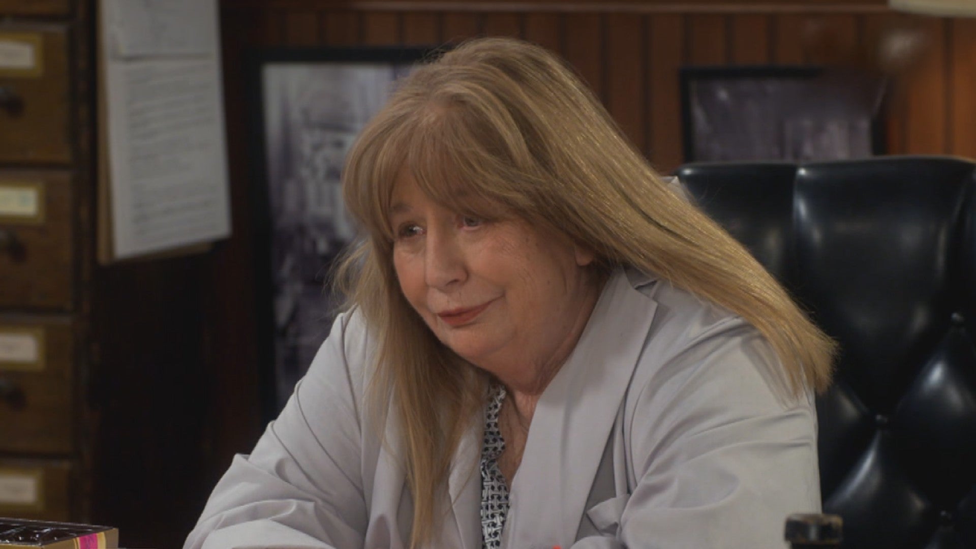 Penny Marshall Had a Cameo in 'Hocus Pocus' With Brother Gary