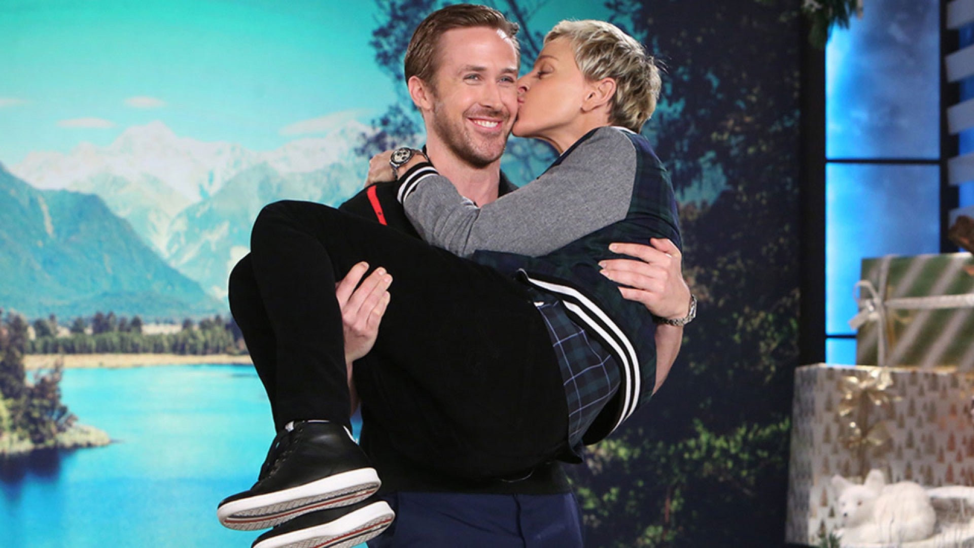Watch Ryan Gosling Sweep Ellen Degeneres Off Her Feet