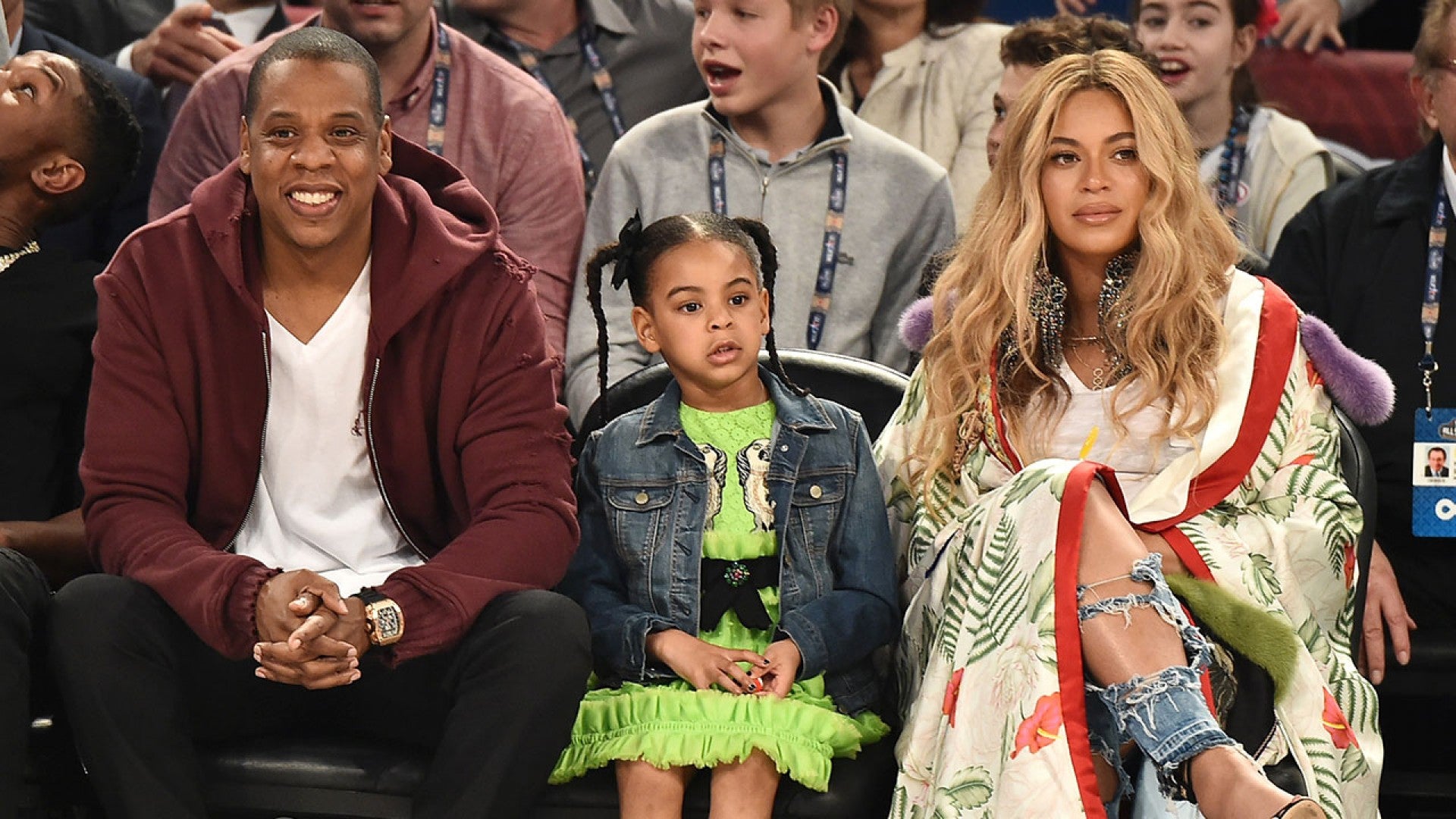 Jay-Z, Blue Ivy turn Super Bowl into cute daddy-daughter date night: See  the photos - Good Morning America