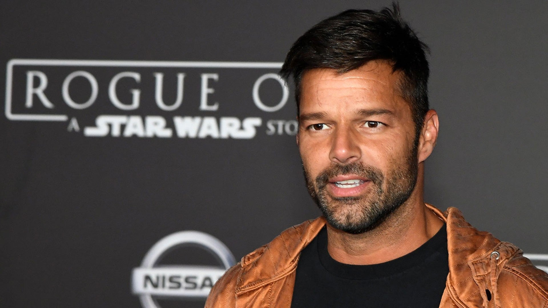 Ricky Martin Reveals His First Male Celeb Crush!