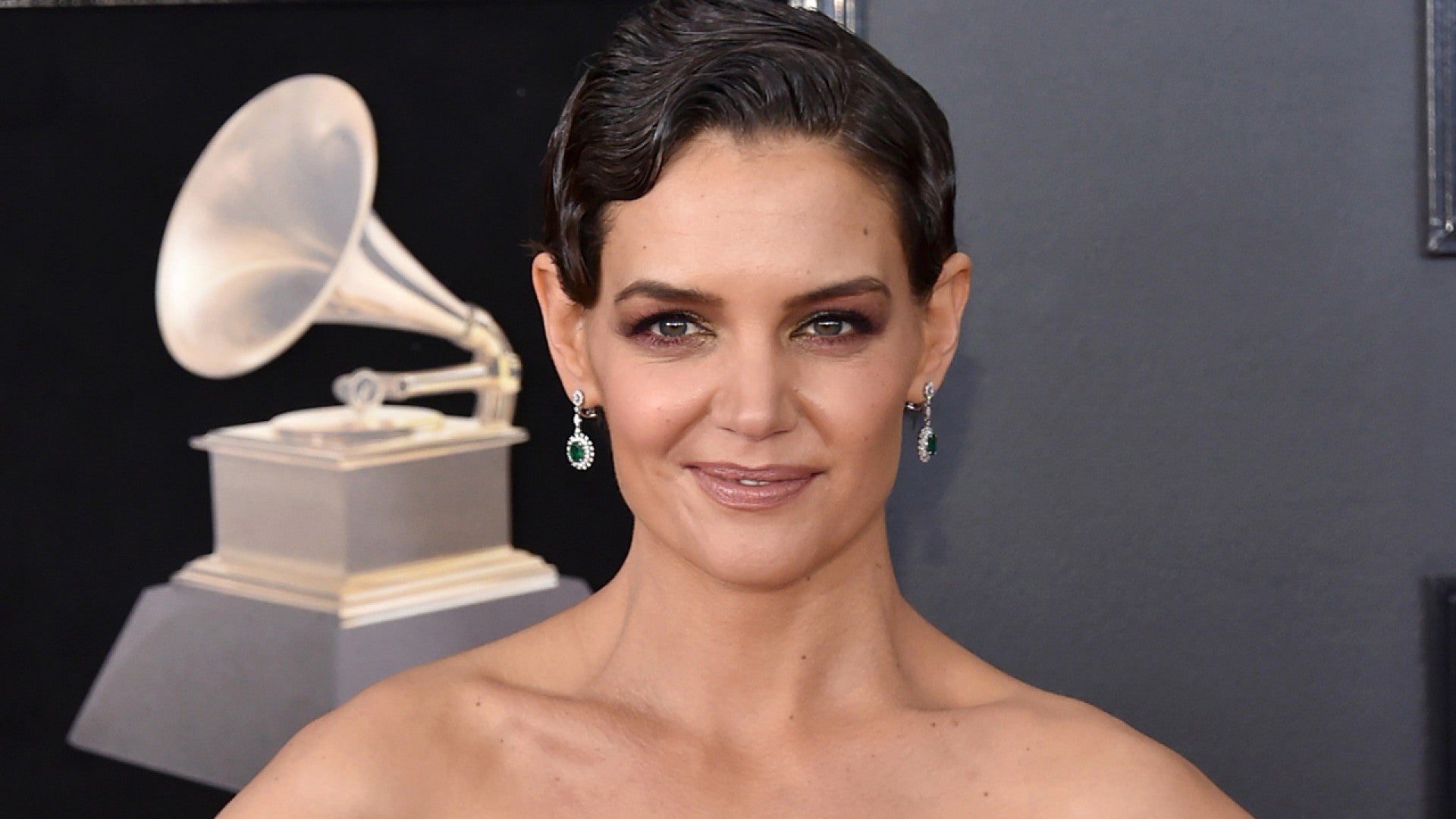 Katie Holmes Slays At The 2018 GRAMMY Awards With Edgy Look