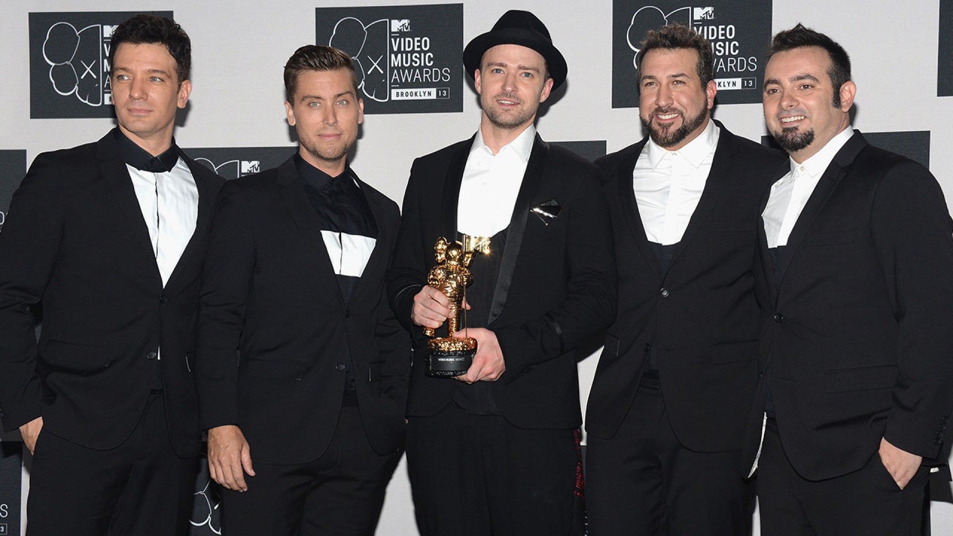 Lance Bass Dishes On Nsync Reuniting For Hollywood Walk Of Fame Ceremony Exclusive
