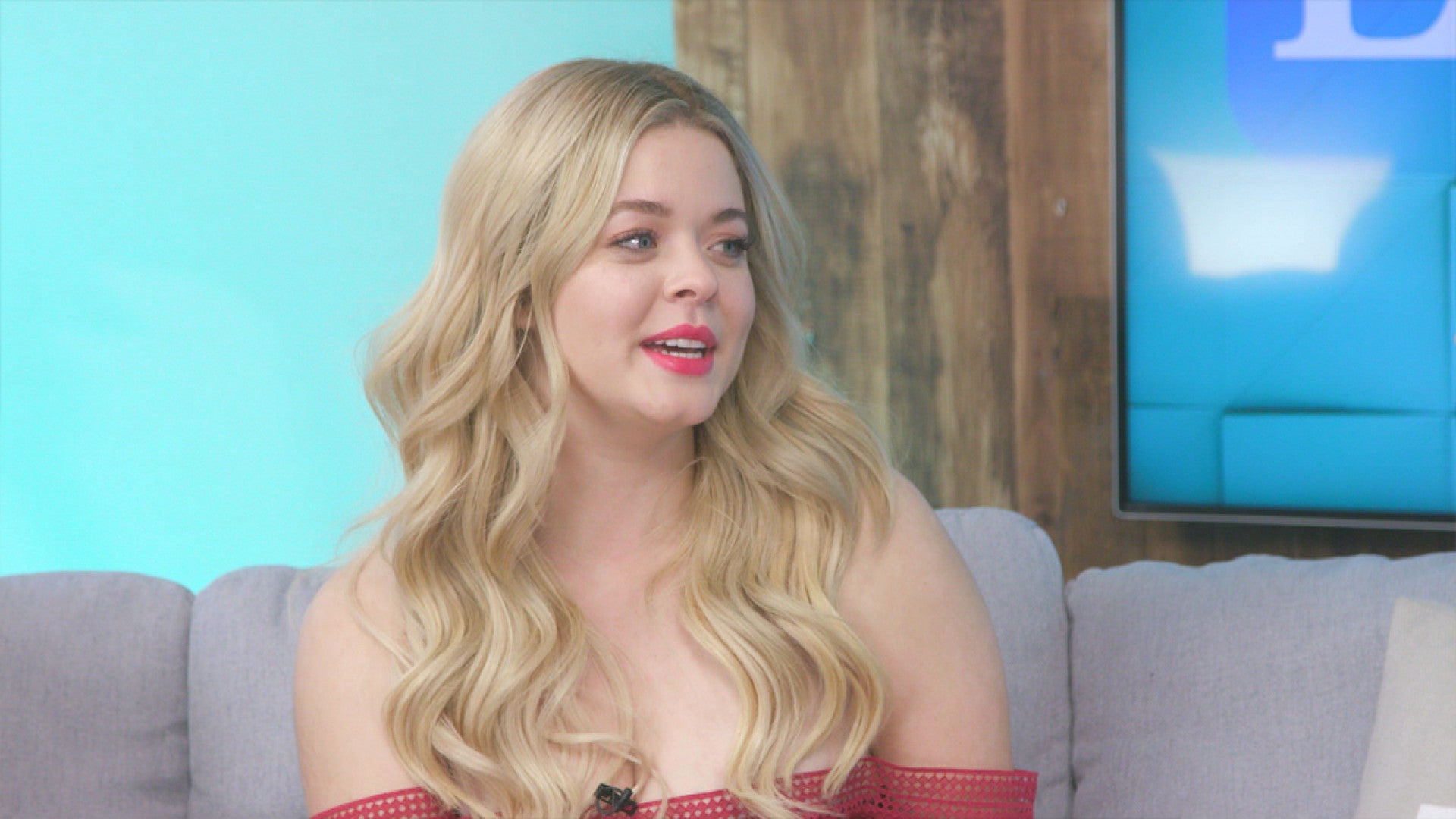 'PLL: The Perfectionists': Sasha Pieterse Explains How Alison And Mona ...