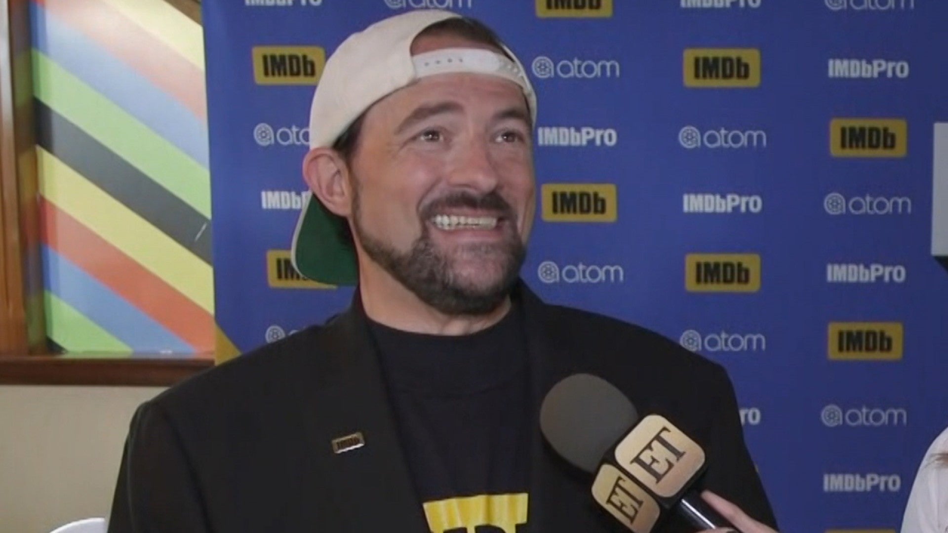 Kevin Smith celebrates major weight loss