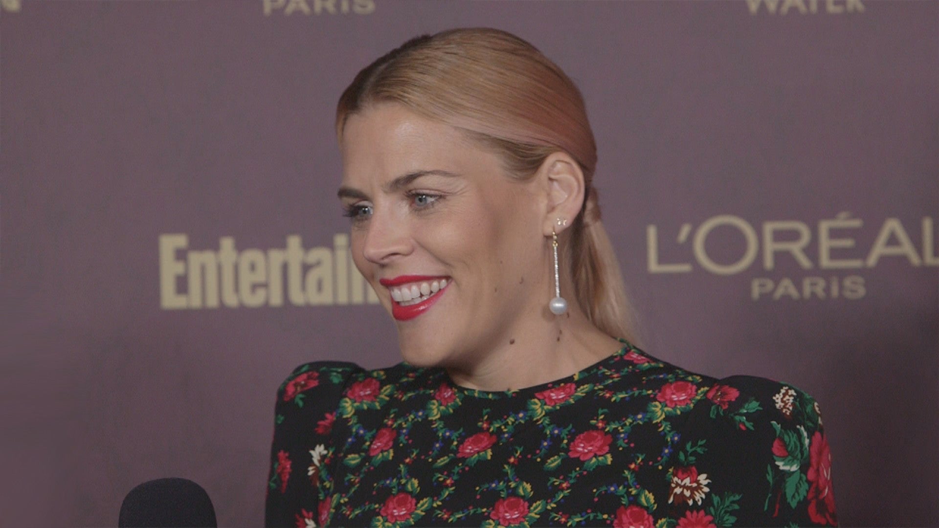 Busy Philipps recreates her iconic dance-off scene from White Chicks with  co-stars Jaime King