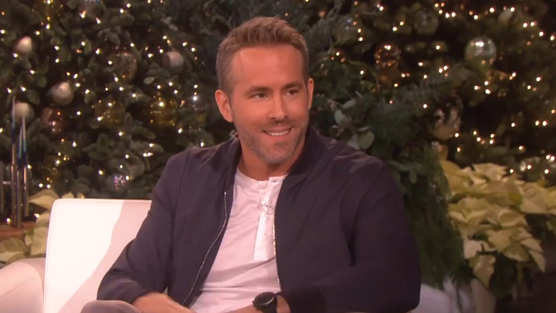 Ryan Reynolds Jokes Hes Had Sex With Wife Blake Lively Just The Two Times 