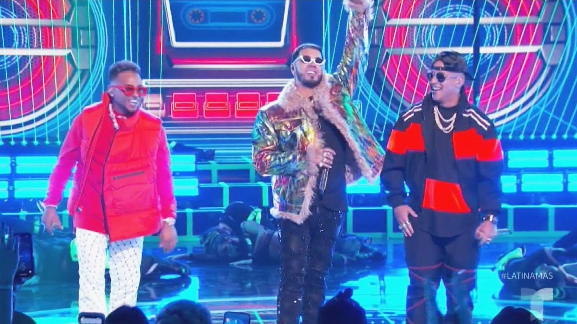 Anuel AA Burns Up the Stage With Surprise Guests | The Best of ET at the  Latin AMAs