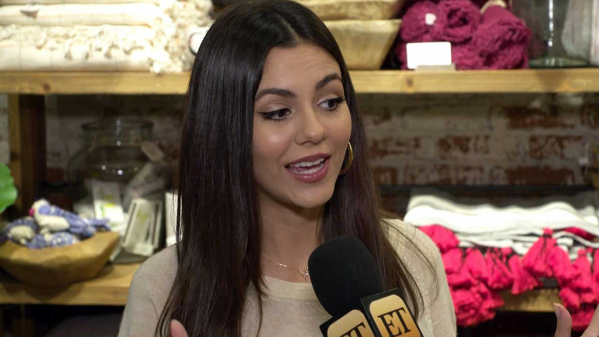 Victoria Justice Reveals the Reason She Recently Texted Ariana Grande  (Exclusive)