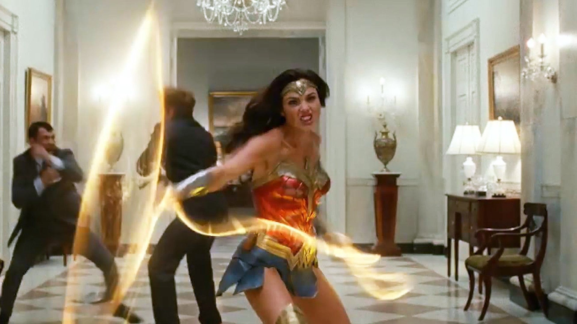 Gal Gadot and the cast of 'Wonder Woman 1984' recreate 'The