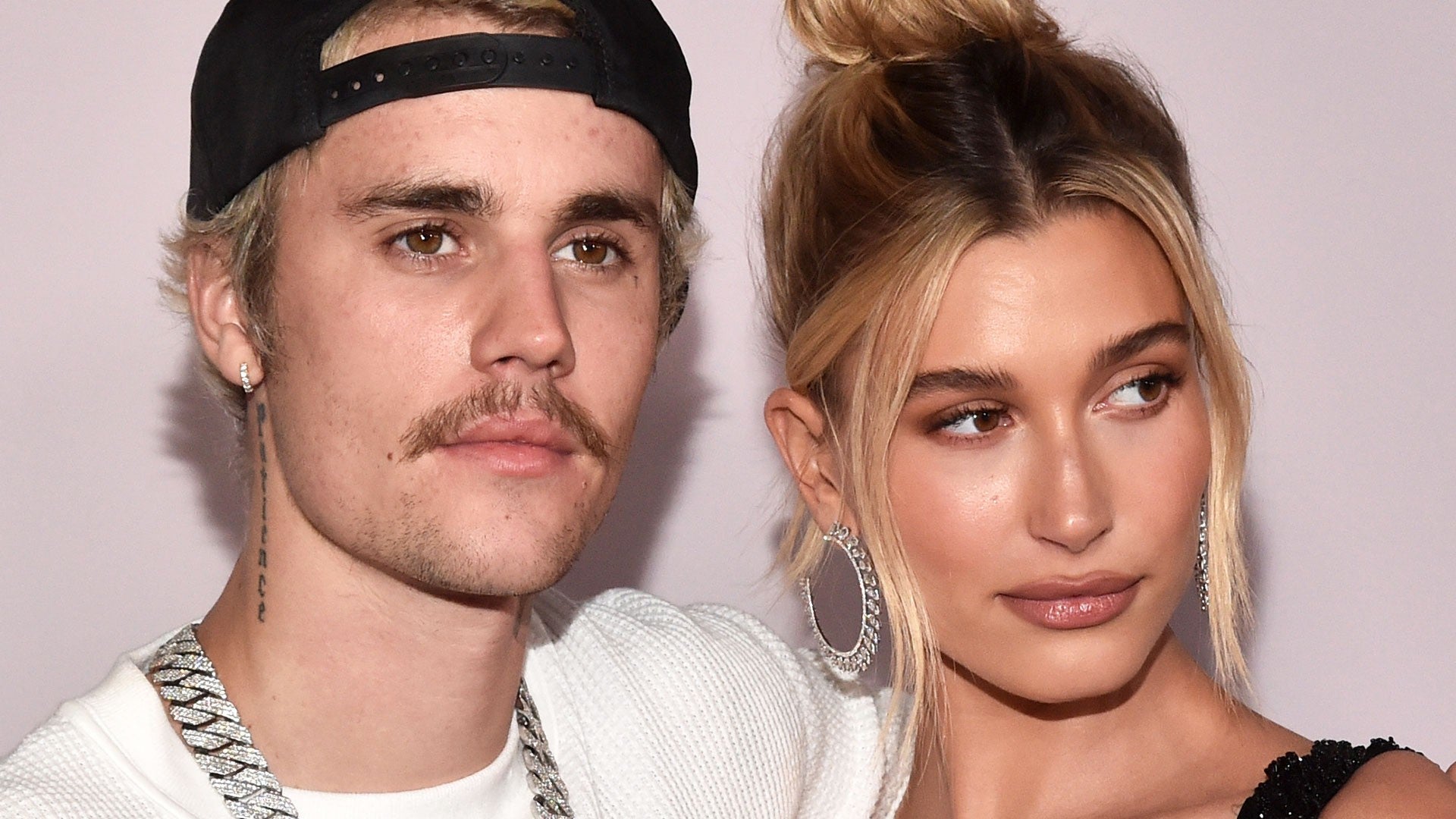 Hailey Bieber Rocks 'Wifey' Necklace After Second Wedding to Justin |  whas11.com