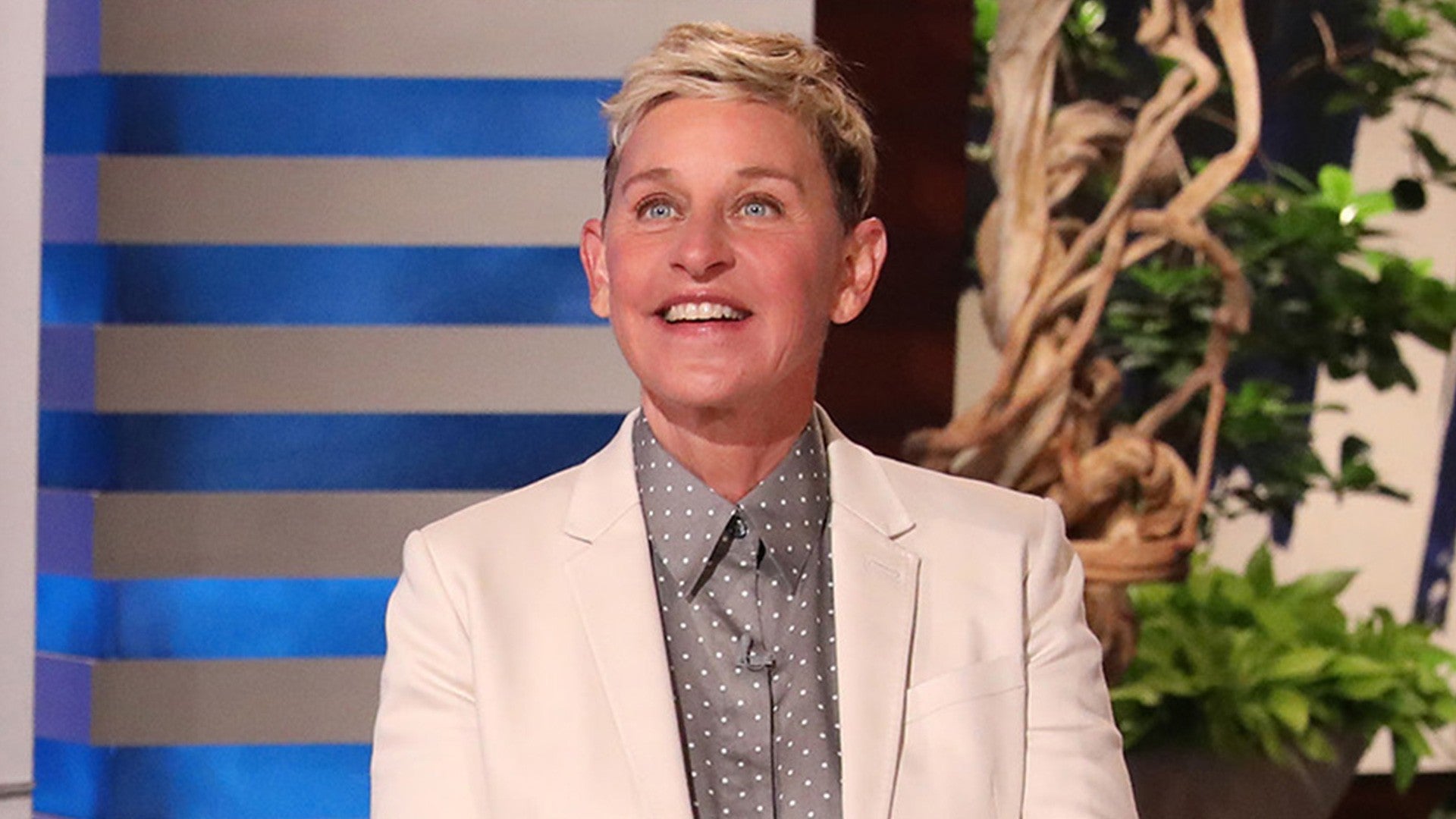 Ellen Degeneres Announces Shes Ending Her Daytime Talk Show In 2022 