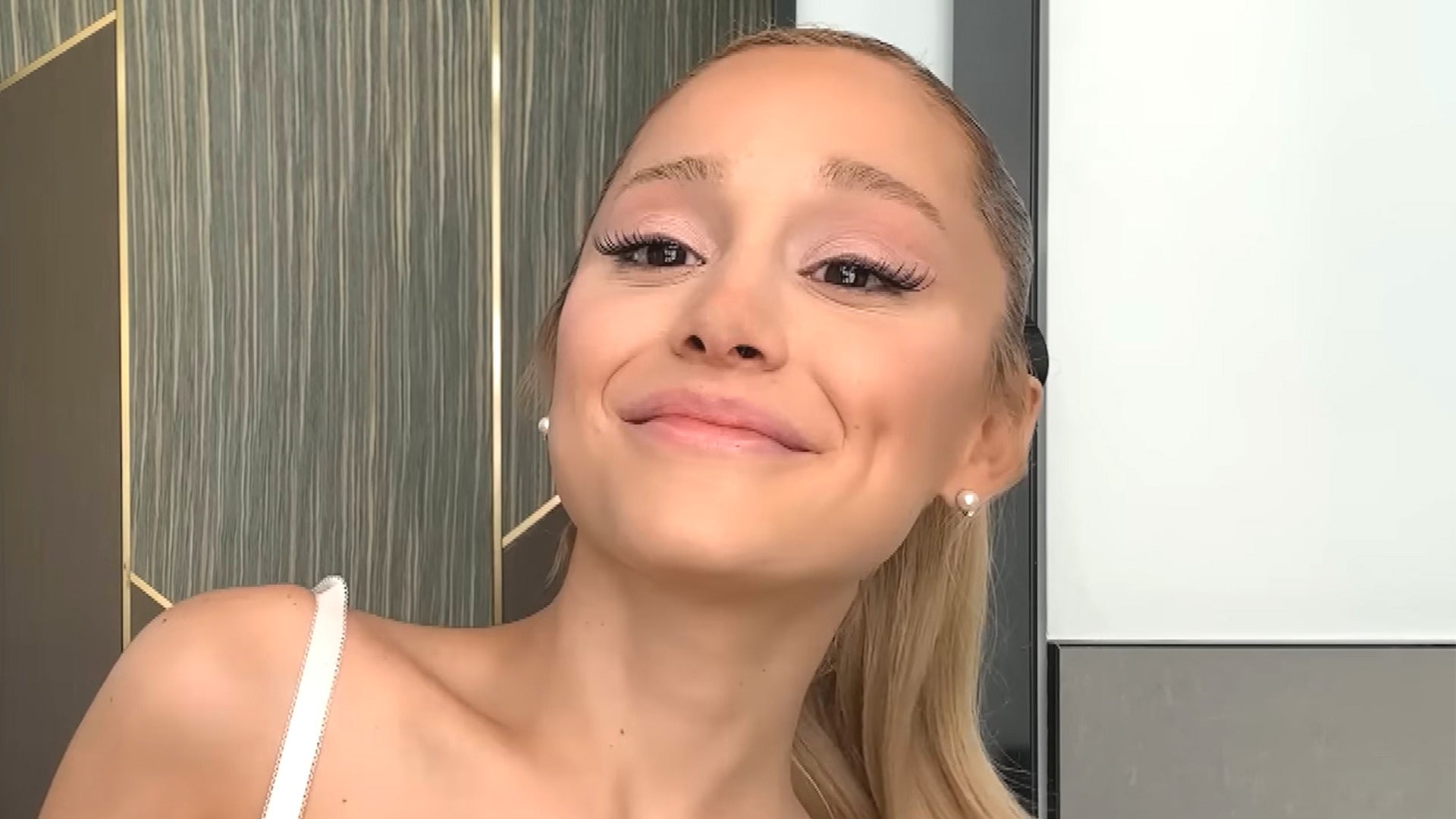 14 Unique Things Ariana Grande Spends Her Millions On (+ 6 That Are Normie)