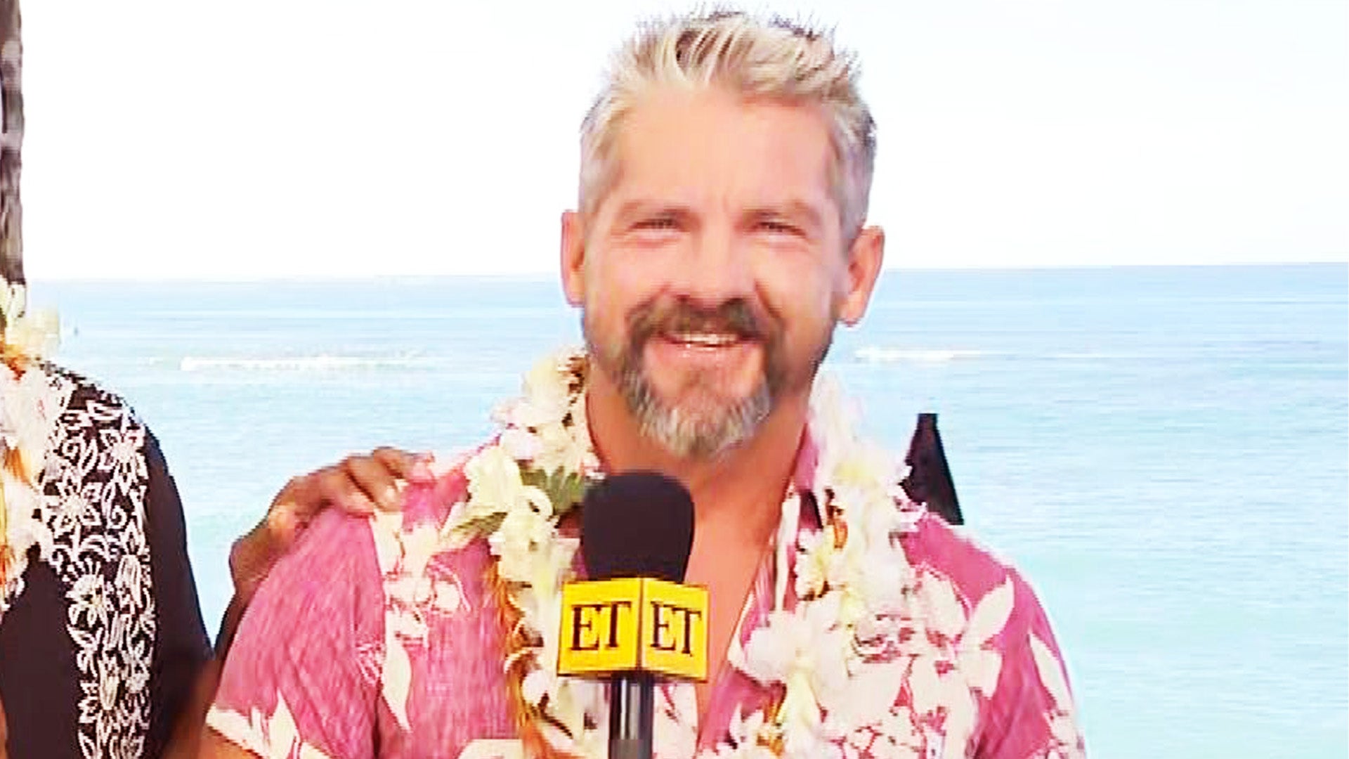 Watch ‘Magnum P.I.’s Zachary Knighton Make a Hawaiian Cocktail 