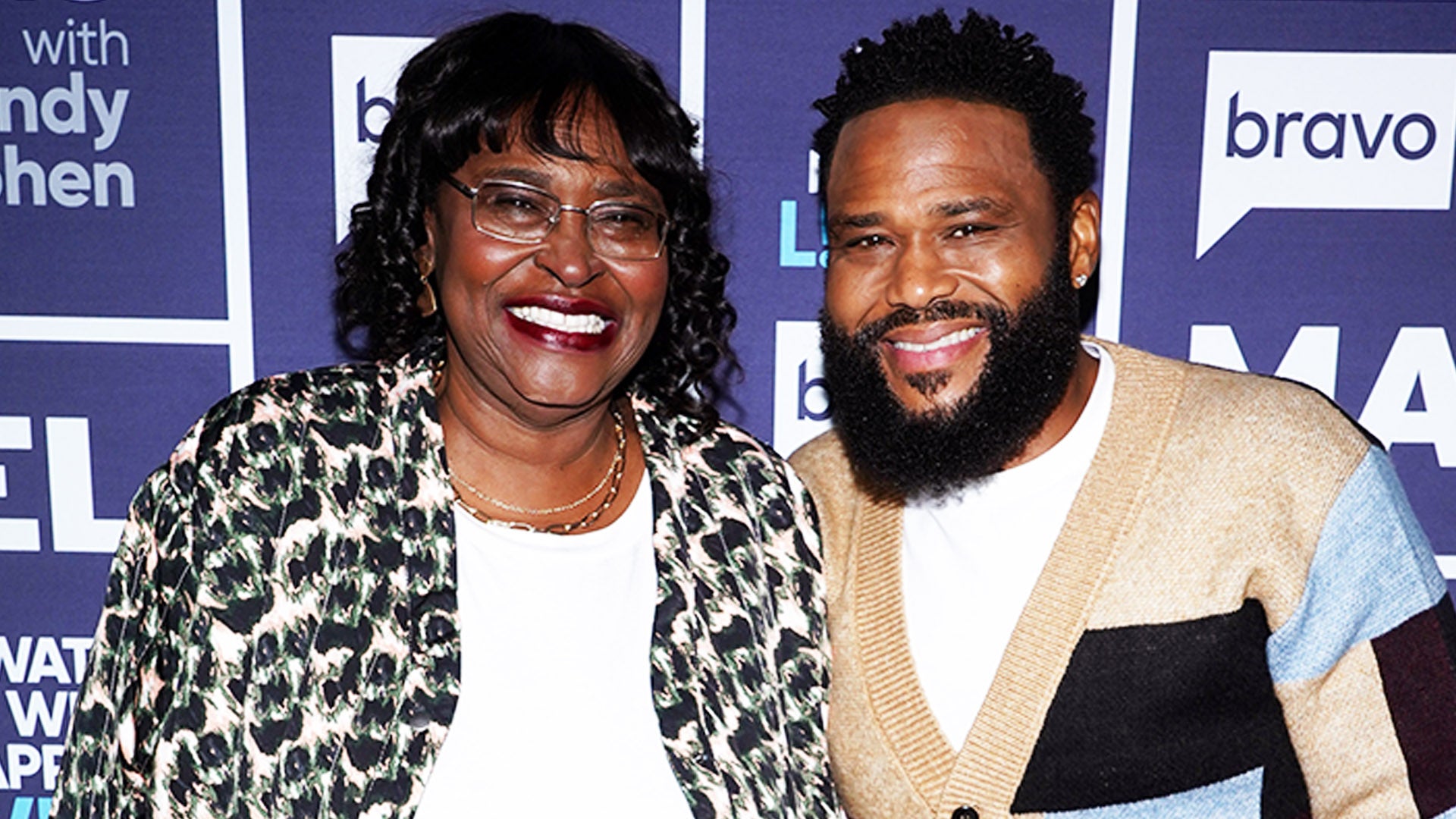 Anthony Anderson 'So Excited' for Emmys Hosting Gig -- and He's Bringing His Mom!