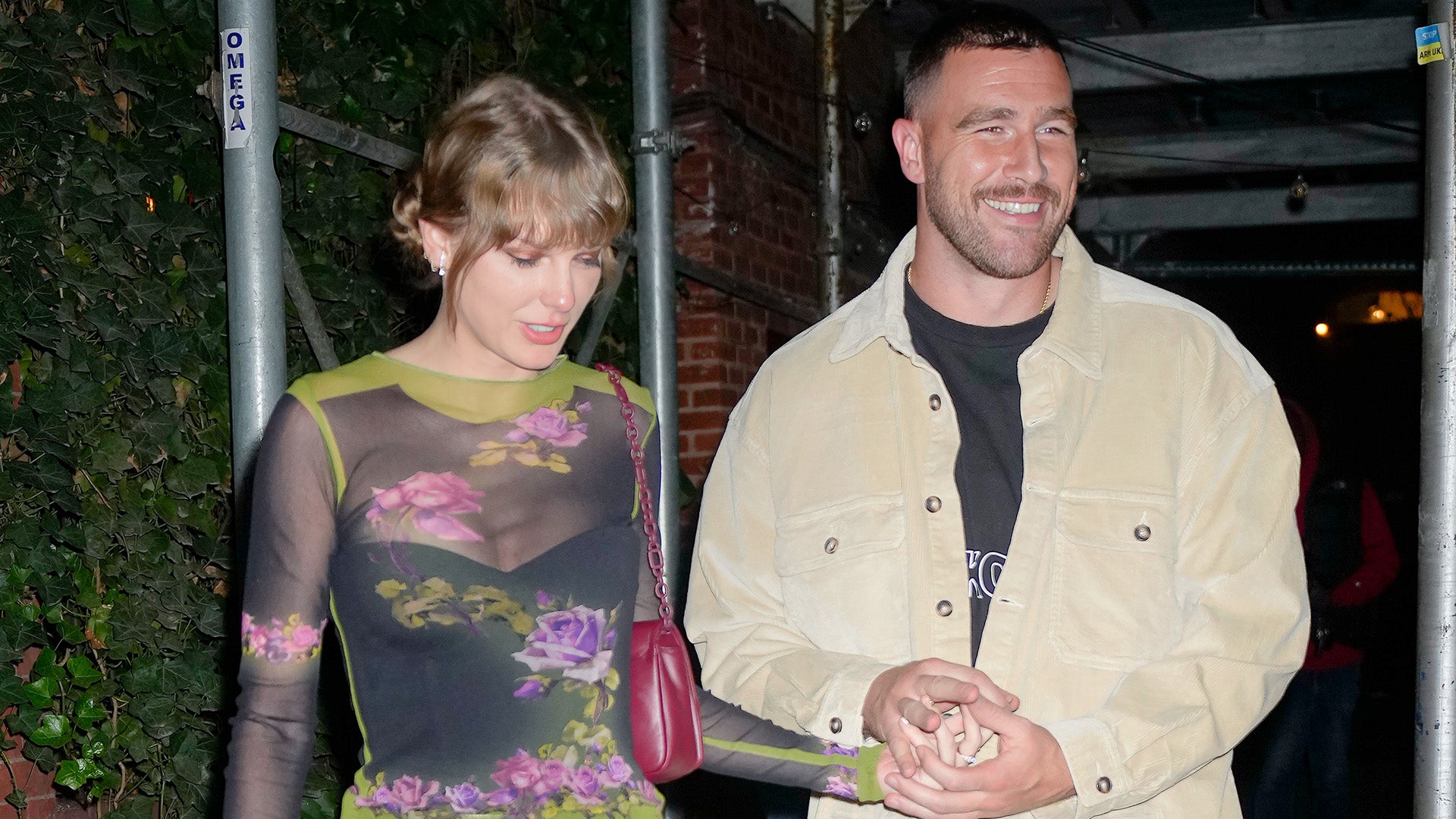 Taylor Swift and Travis Kelce ‘See a Long-Term Future Together’ (Source)