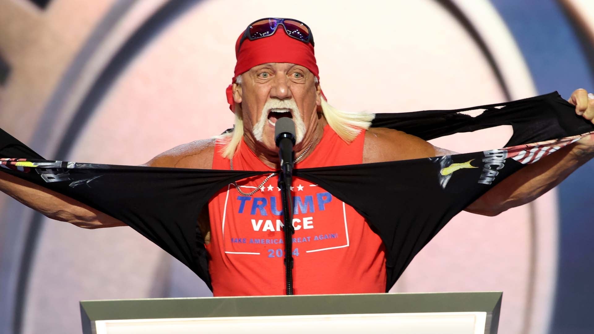 Watch Hulk Hogan Cap Off Surprising Celebrity Speeches at RNC