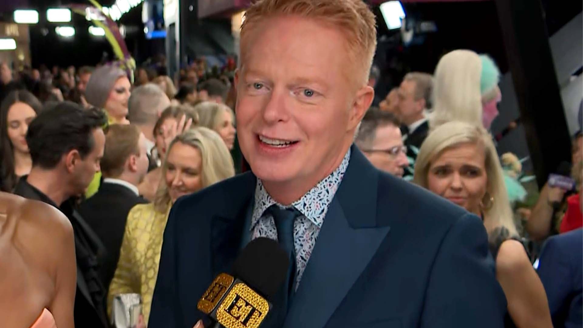 Jesse Tyler Ferguson Reacts to 'Modern Family' Joining the 'Nick at Nite' Line-Up (Exclusive)